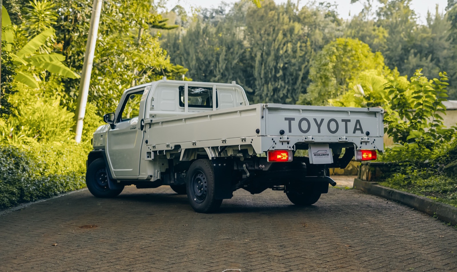 Hilux Champ rear with Toyota tailgate