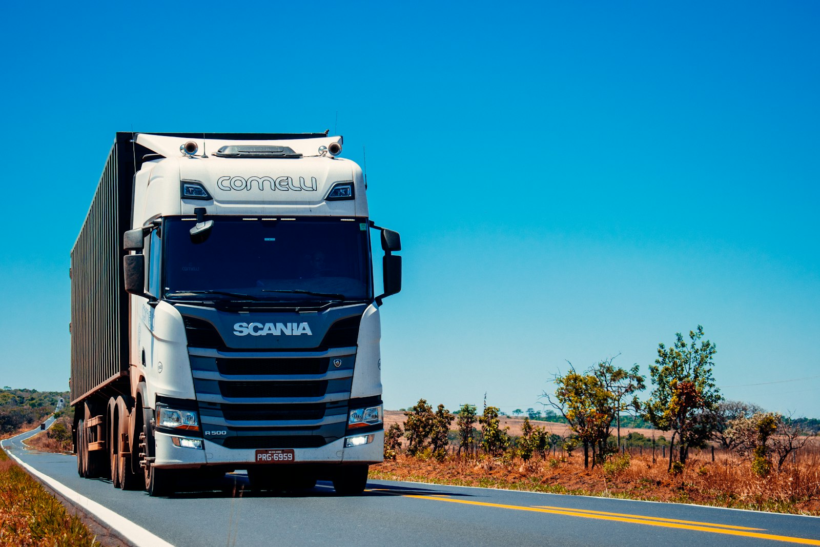 Omni Cargo truck on the Mombasa–Nairobi highway